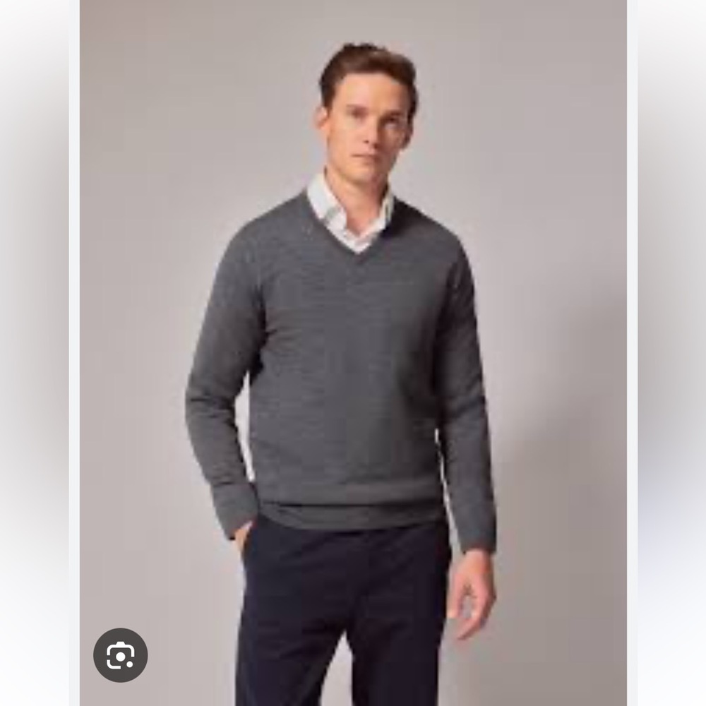 Trussardi Merino Wool V Neck Pullover Sweater i Charcoal Grey size M